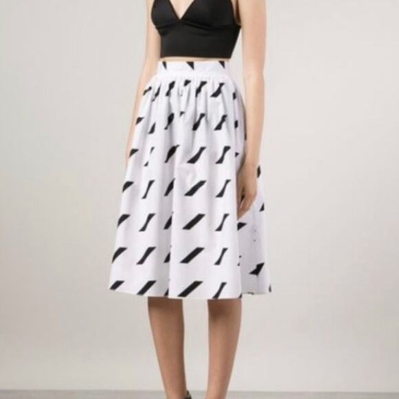 TANYA TAYLOR -NWT- Gwen Striped Flare Skirt Black White | 6‌‌‌‌‌‌‌‌‌‌ - Picture 1 of 7